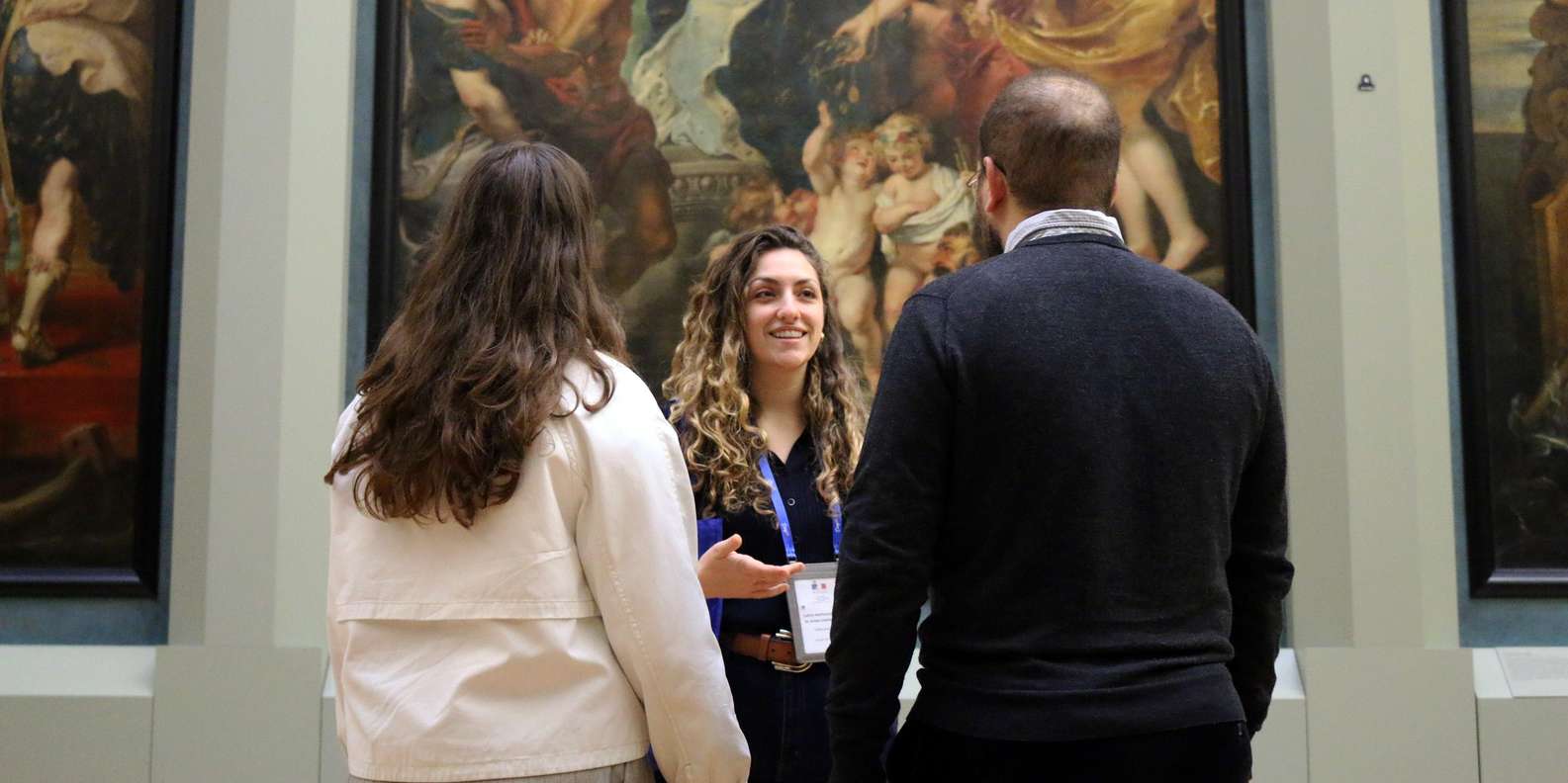 Louvre Private Tour: The Essentials and More w/ Expert Guide