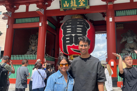 Tokyo: Private Walking Tour With Fresh Eyes, Local Hearts 2 Hours Tour