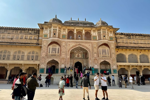 From Delhi: Jaipur City Historical and Culture Full-Day TripTour with Private Transportation (No Lunch or Entry Tickets)