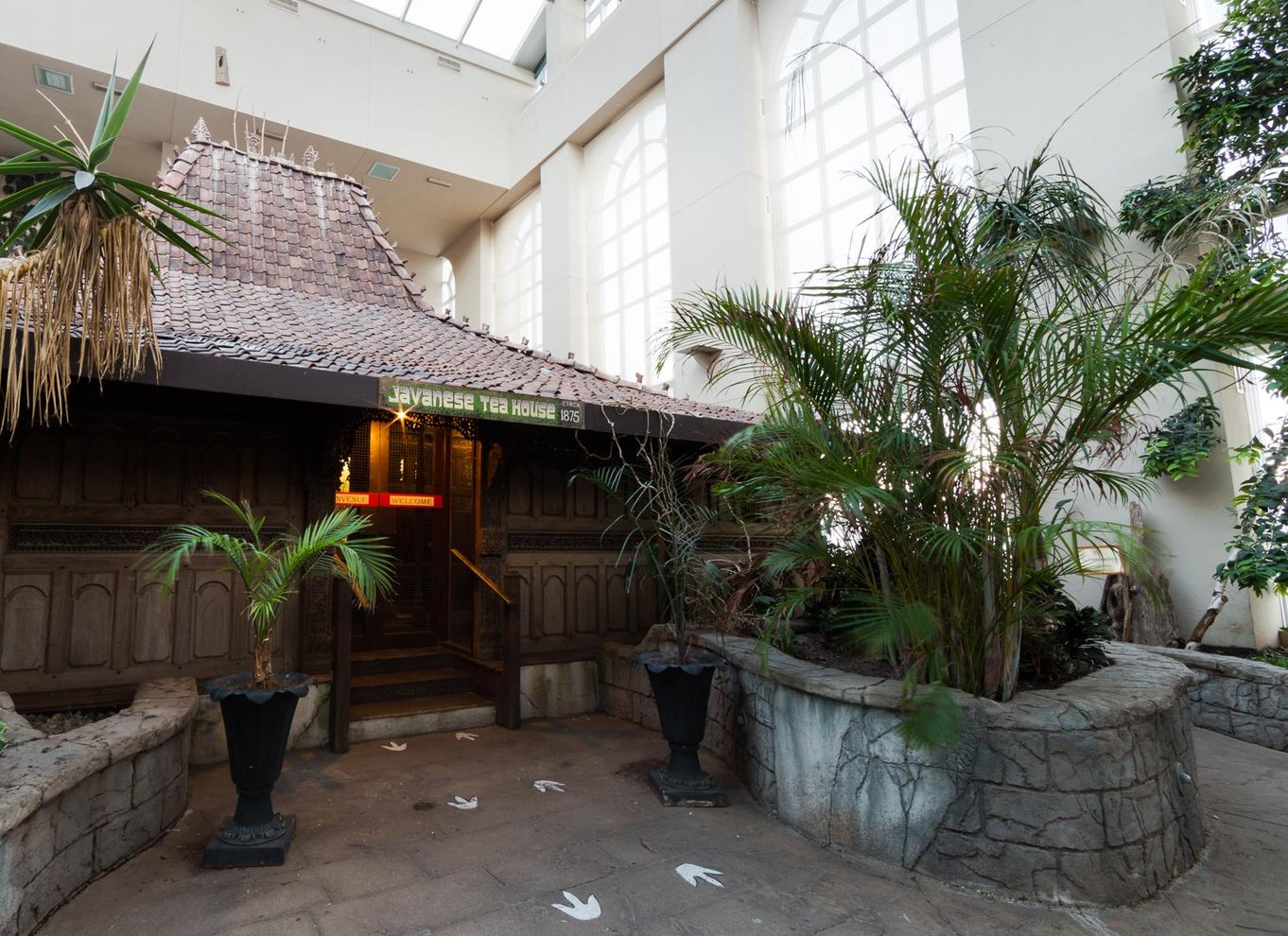 Niagara Falls, Canada: Bird Kingdom Entry Ticket