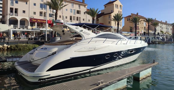 YACHT CHARTER IN VILAMOURA MARINA