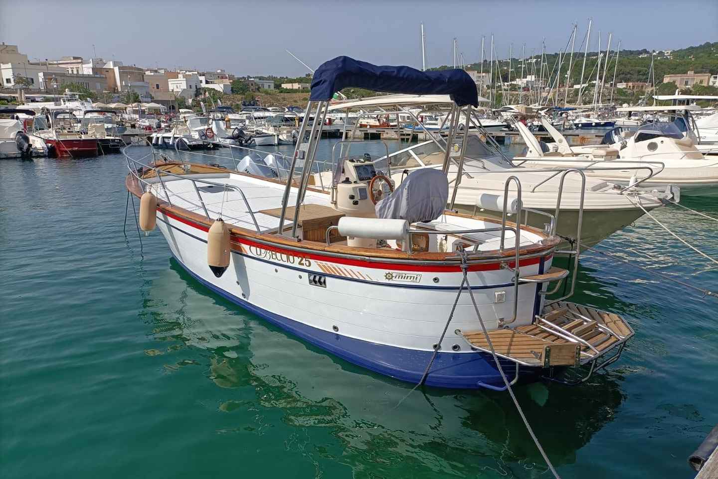 Monopoli: Recorrido Guiado en Barco de 2.5 horas a las Cuevas de Polignano a Mare