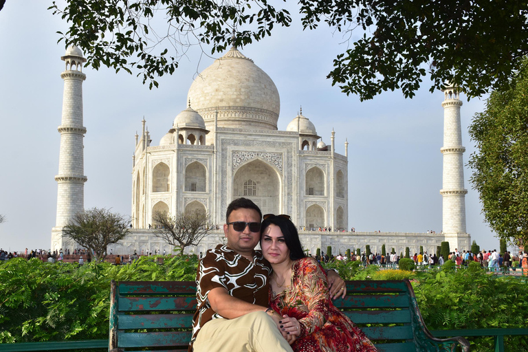 Vanuit New Delhi: Dagtrip naar Taj Mahal en Agra FortTour zonder lunch &amp; entreegeld