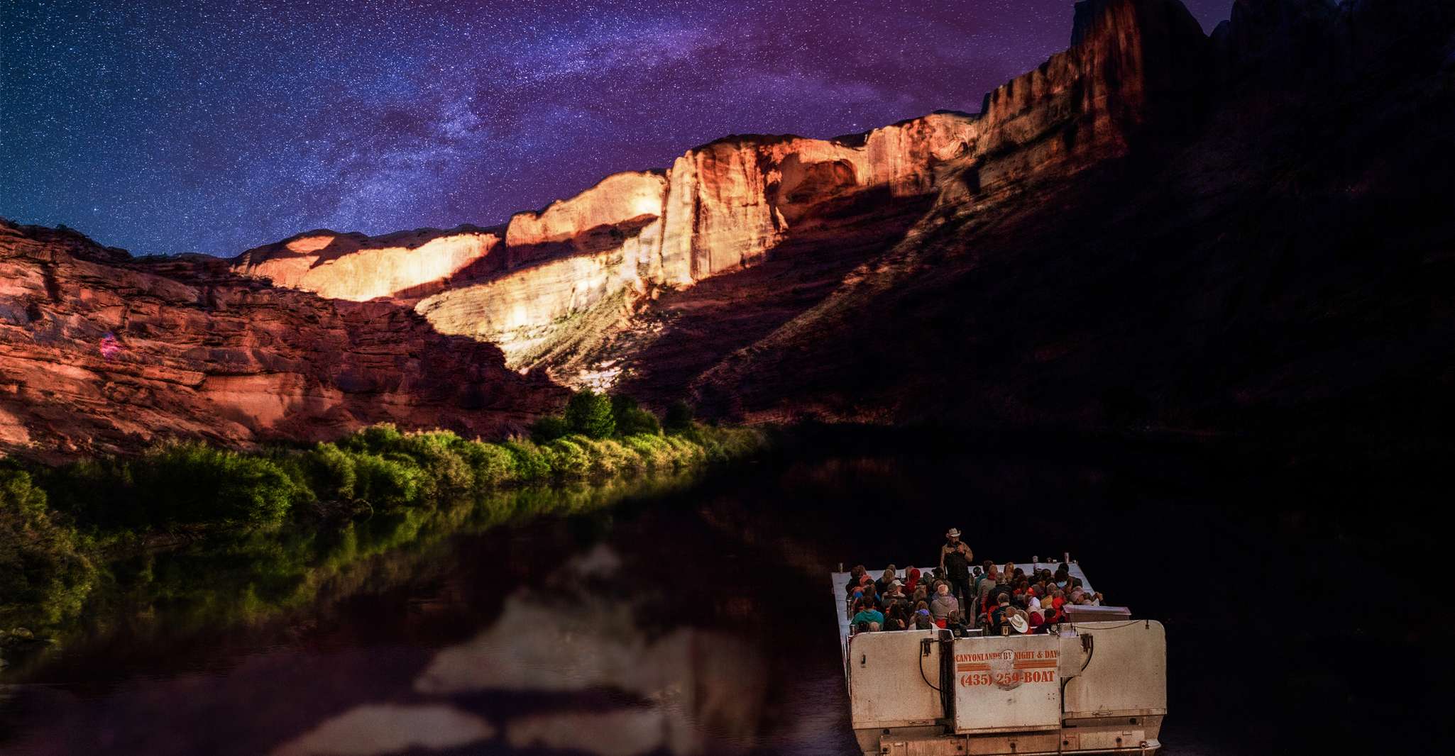 Moab, Colorado River Dinner Cruise with Music and Light Show - Housity