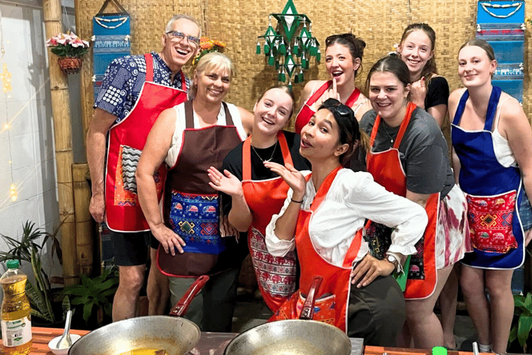 Chiang Mai: Ethical Elephant Sanctuary & Thai Cooking Class