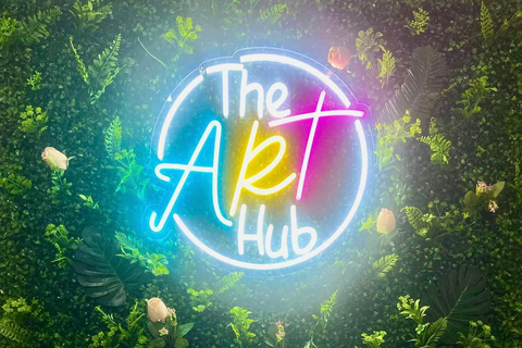 Malta: Glow-in-the-Dark Drink & Paint Experience