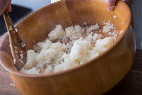 Nashville: Sushi Making Cooking Class at a Local Brewery