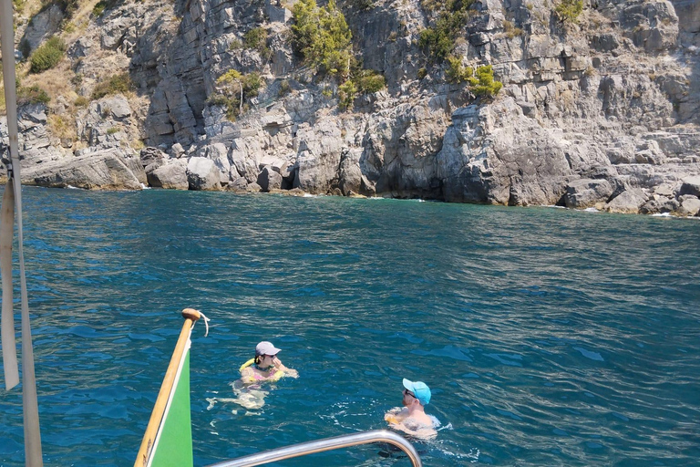 Private boat tour from Positano to Capri
