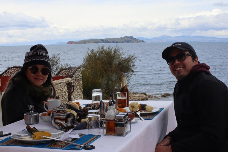 Tiwanaku: Titicacasee und Isla del Sol – geführte TourTiwanaku: Geführte Tour zum Titicacasee und zur Isla del Sol