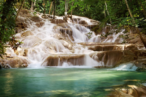 Montego Bay-Reise: Tour zum Blue Hole &amp; Dunn&#039;s River Falls