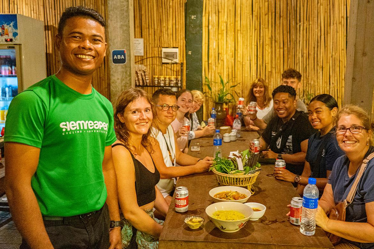 Tour mattutino del mercato e della gastronomia di Phnom Penh in Tuk Tuk