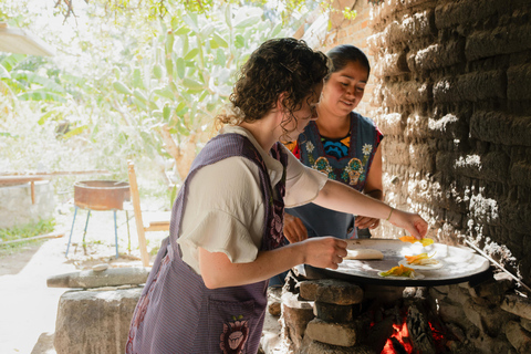 Oaxaca: Authentic Zapotec Cooking: From Market to Table