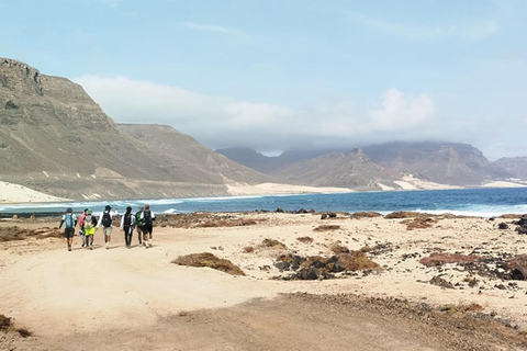 Sao Vicente: Baía das Gatas and Praia Grande Volcano Tour