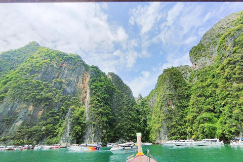 Phi Phi: Meio dia de barco de cauda longa para Maya Bay