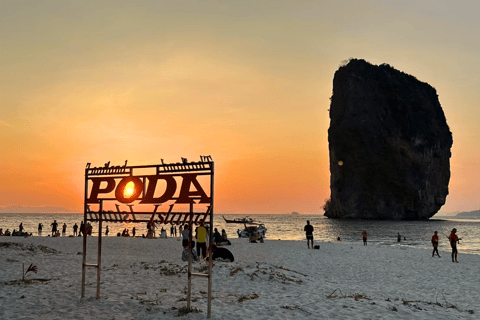 كرابي: جولة على متن قارب فاخر لمشاهدة غروب الشمس في 7 جزر مع الشواء والعوالقانضم للجولة