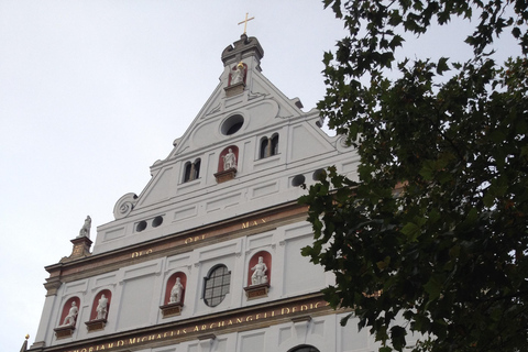 Munich: City Sights and Phenomena - Guided Tour