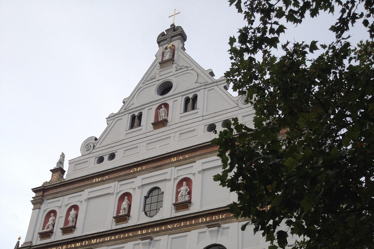 Munich: City Sights and Phenomena - Guided Tour