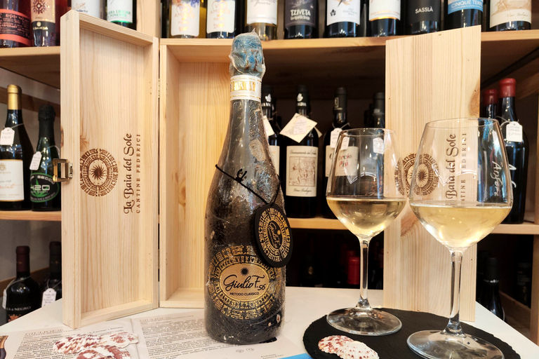 热那亚与波托菲诺：奢华维蒙蒂诺干型葡萄酒水下陈酿热那亚与波托菲诺：奢华维蒙蒂诺干型葡萄酒水下酿造