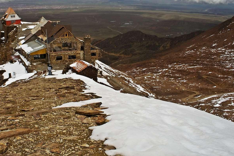 La Paz : Excursion d&#039;une journée à Chacaltaya et dans la vallée de la Lune