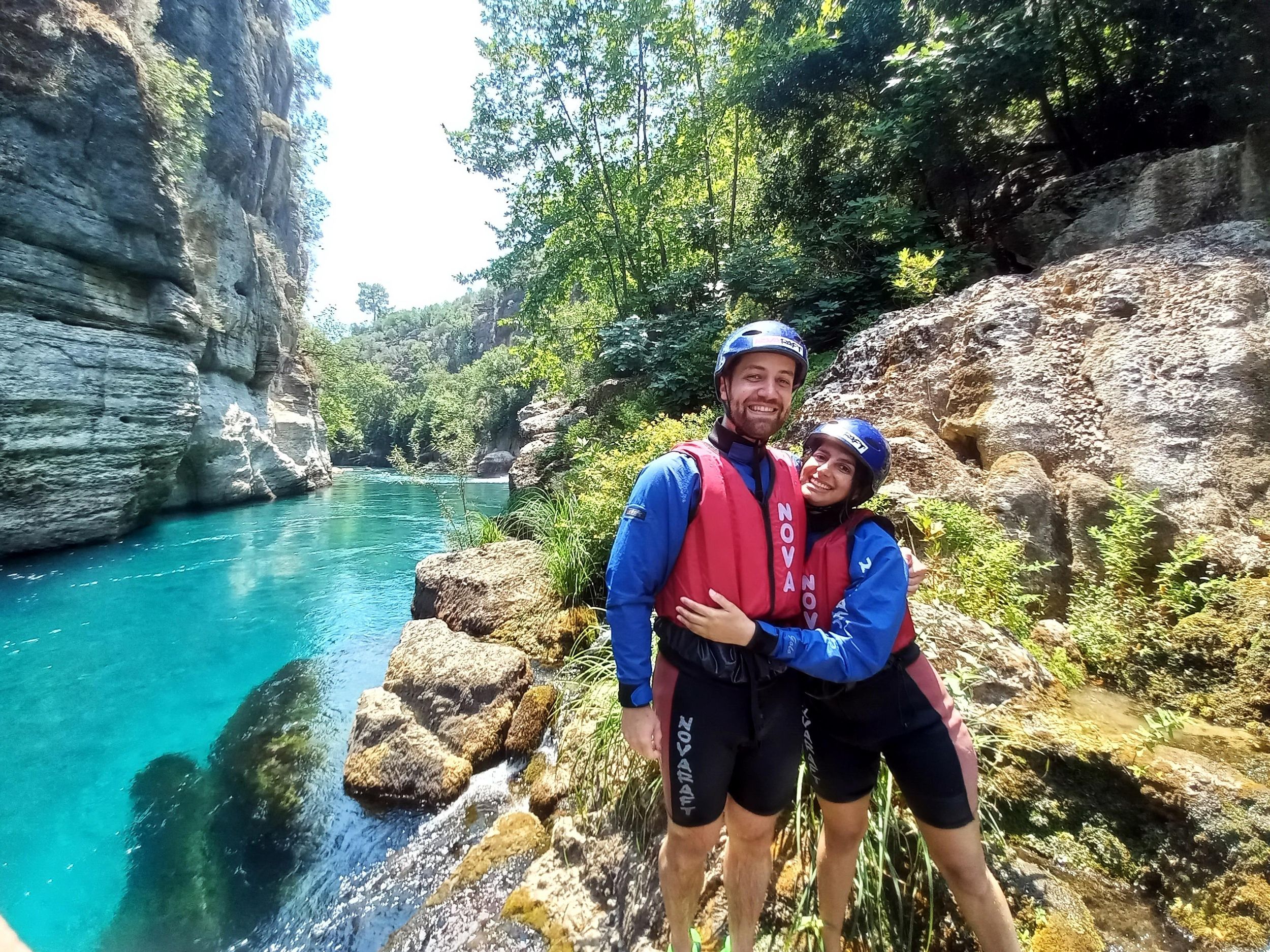Antalya und Belek: Schluchtwanderung und Rafting-Tour mit Mittagessen