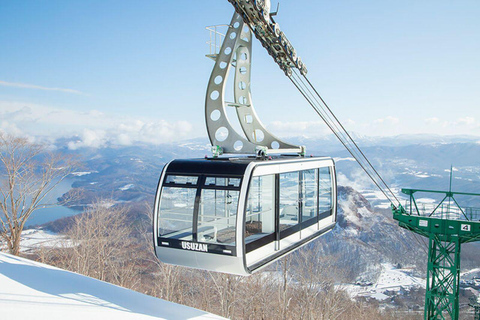 Hokkaido: Noboribetsu & Lake Toya Day Trip to Snow Paradise