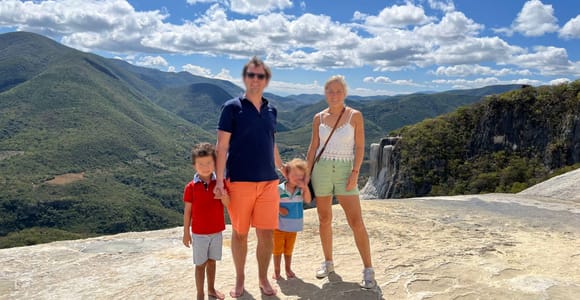 Private Mitla, Hierve el Agua and Mezcal Tour with Lunch