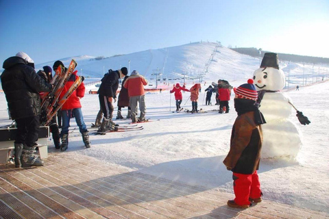 Ulaanbaatar: Skiing and Sightseeing Customizable Tour