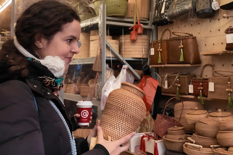 Hangzhou: Wet Market Foodie Walk & Traditional Crafting