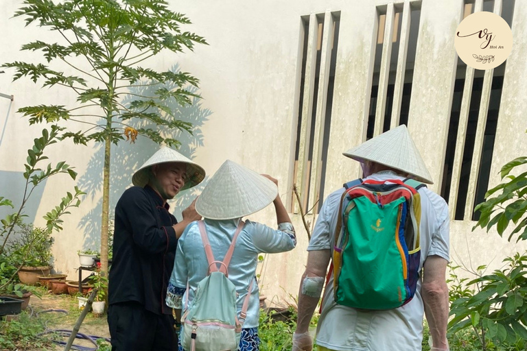 Hoi An Cooking Class with Organic Farm & Local Market