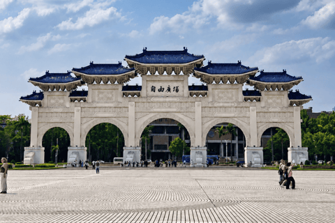 Taipei: Private Layover Walking Tour from TPE Airport 8-Hour Private Taipei Layover Tour