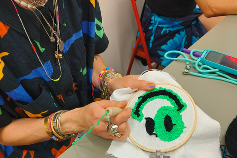 Thessaloniki: Punch Needle Workshop. Ein kreatives, lokales Erlebnis.Thessaloniki: Punch Needle Workshop. Ein kreatives, lokales Erlebnis