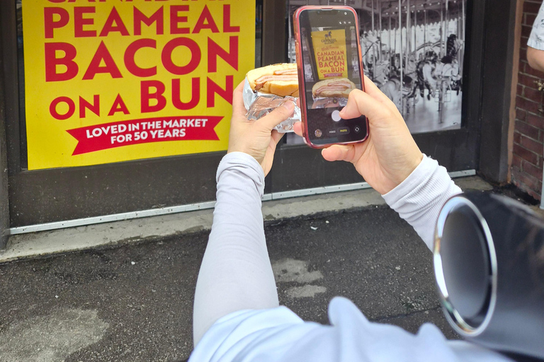 Toronto: Express - St. Lawrence Market+Distillery Food Tour