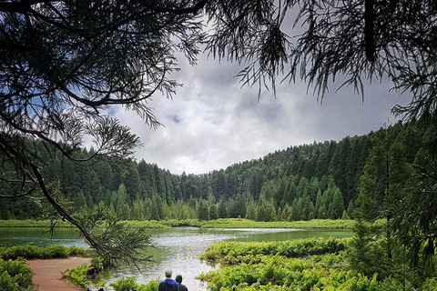 São Miguel: Sete Cidades y caminata por los lagos del cráter