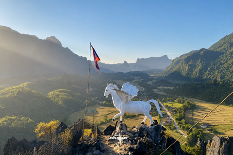 Vang Vieng: Pha Hor Kham Viewpoint, Cave & Blue Lagoon 3
