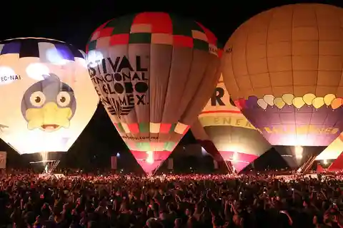 Z Barcelony: na Festiwal Balonów w Igualadzie i do Sitges