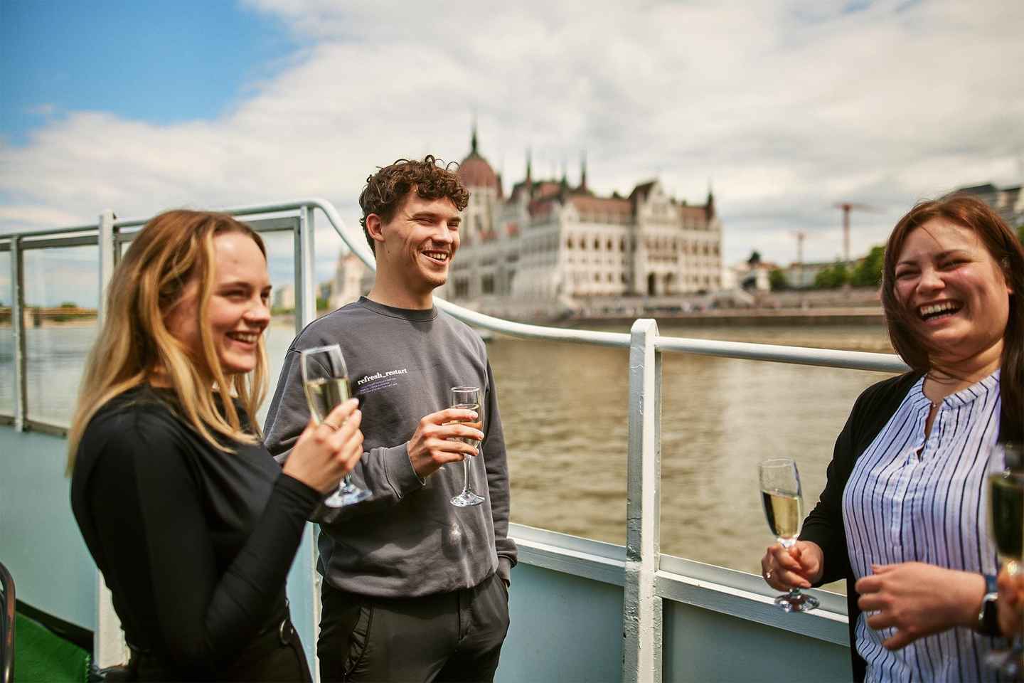 Budapest: Official Sightseeing Cruise on the Danube - Budapest: Sightseeing Cruise on the Danube