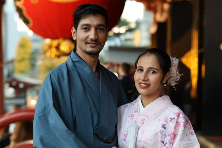 Tokyo: Asakusa Kimono Rental with Professional Hair Couple Kimono Plan