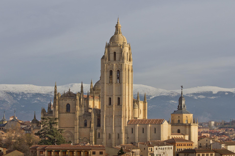 From Madrid: Private Tour for Segovia, Avila, Alcázar Castle Itinerary Set Tour