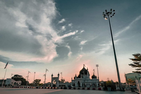 Penang:Tour di un giorno a Kedah con guida locale e autista