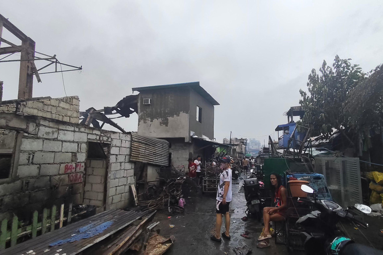 Manila: Community Immersion Tour with hotel pick up & drop