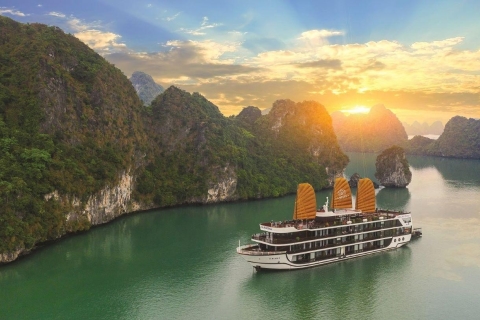 From Ha Noi: 3 Day trip Ninh Binh & LanHa bay 5-star cruises Room at Lodge and Suite First Floor on the cruise