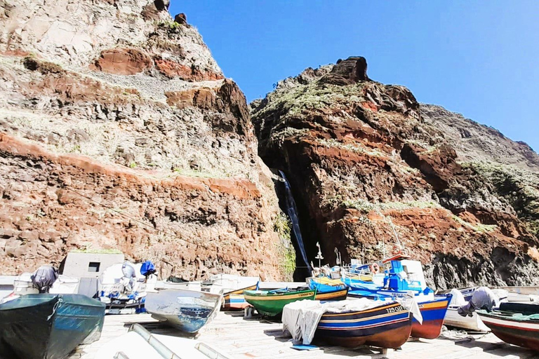 Madeira: Private 4x4 Nature Tour with a Guide Madeira: Private 4x4 Nature Tour with Guide