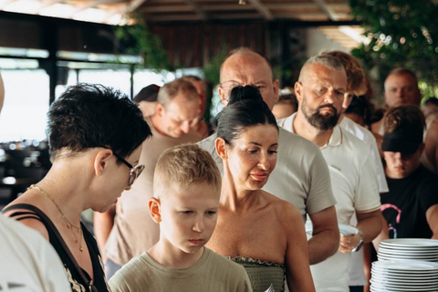 Alanya: Excursão Mix em autocarro Cabrio, Lion Safari, passeio de barco com almoçoAlanya: Excursão mista em autocarro Cabrio, Lion Safari, passeio de barco com almoço