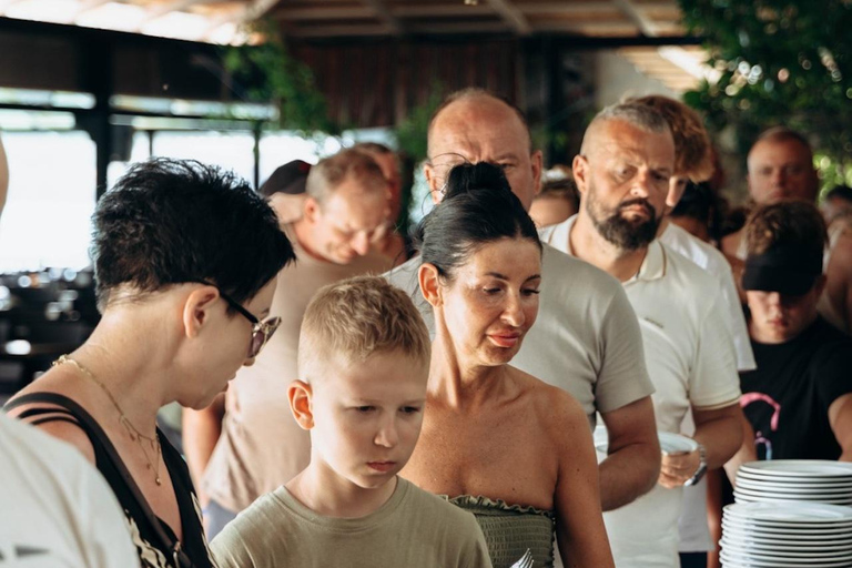 Alanya: Excursão Mix em autocarro Cabrio, Lion Safari, passeio de barco com almoçoAlanya: Excursão mista em autocarro Cabrio, Lion Safari, passeio de barco com almoço