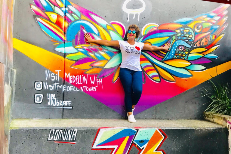 From Medellin: Coffee and Comuna 13 Tour with PRIVATE transportation From Medellin: Coffee Tour and Comuna 13 with PRIVATE transportation