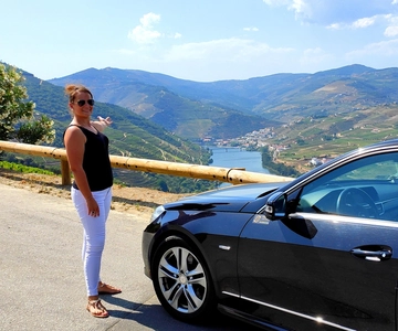 Pinhão: Douro Valley with Wine Tasting, Boat Trip and Lunch