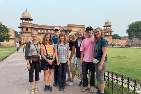 Sonnenaufgang Taj Mahal mit Ticket für die Attraktion