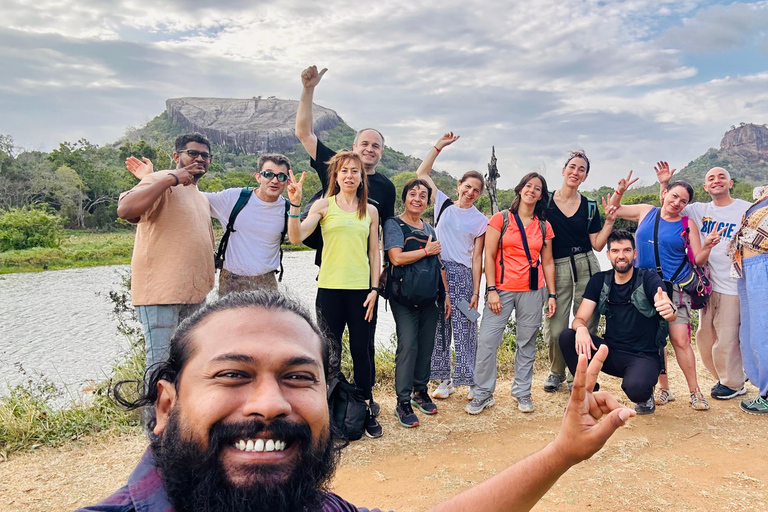 Colombo: Sigiriya Rock, Dambulla & Cultural Village Day Tour One Way Tour: Drop off in Sigiriya/Dambulla Area (Flat Van)