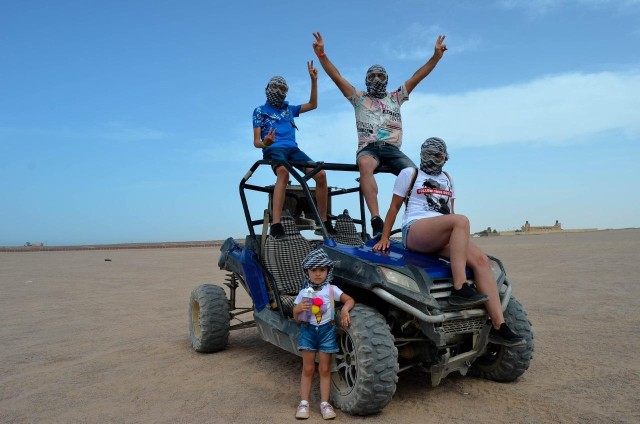 Visit Hurghada Quad and Buggy Safari with Dinner and Show in Hurghada, Egypt