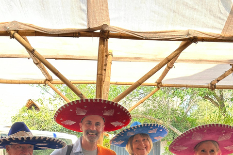 Gita a Teotihuacan, Basilica e degustazione di Mezcal.